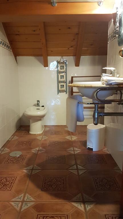 诺哈 拉斯维尼亚斯旅馆酒店 外观 照片